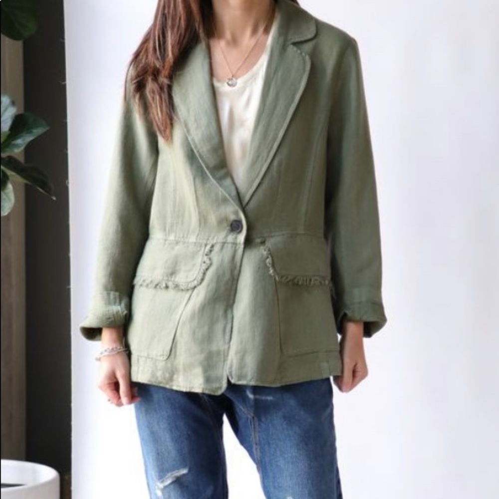 Raquel Allegra Olive Green Blazer